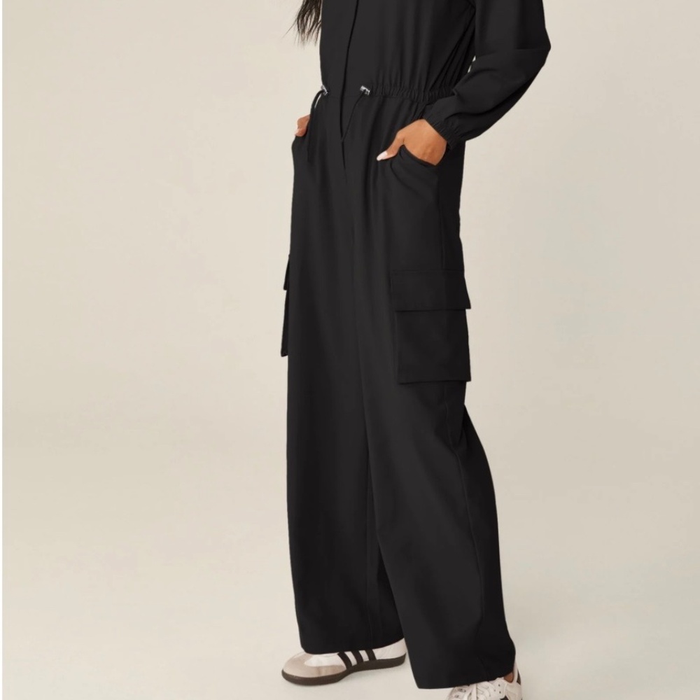 Beyond Yoga city chic cargo pants jumpsuit , M